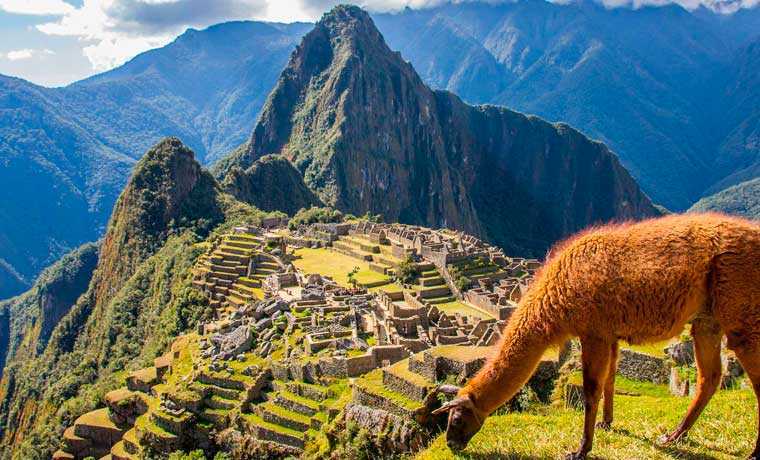Tour de montaña de vinicunca a Machu Picchu